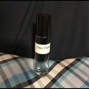 Grey Flannel Pure Body Oil